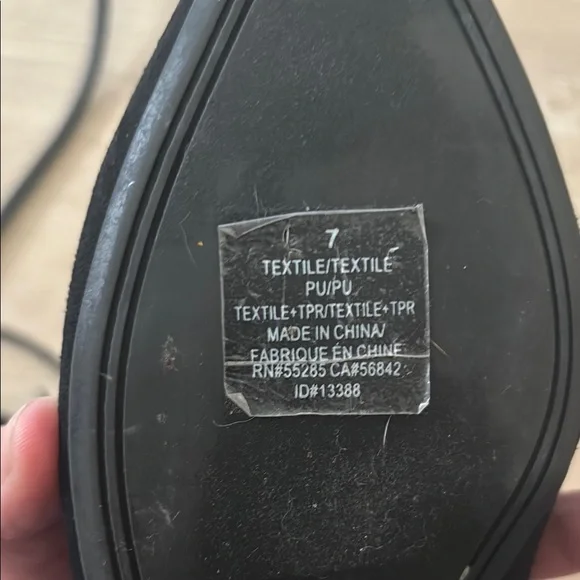 Beautiful EXPRESS Women's Black Lace-Up Ballet Flats - Picture 4 of 9